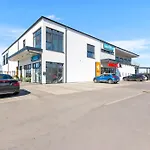 Appartamento Moderne Mit Kueche, Wlan & Parkplatz - Ruhige Lage