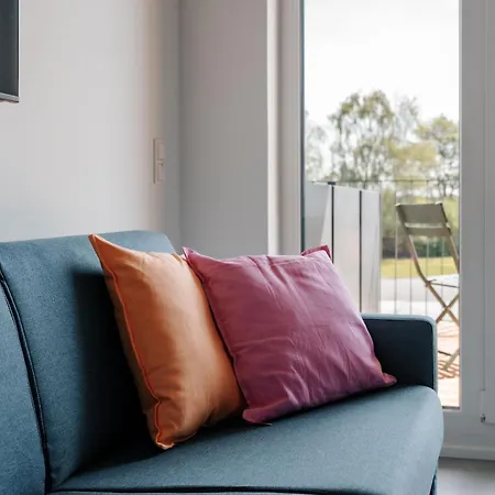 Skyrise Rammingen - Moderne Mit Kueche & Parkplatz Apartment 3*