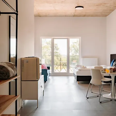 Apartment Skyrise Rammingen - Moderne Mit Kueche & Parkplatz