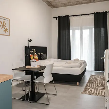 Skyrise Rammingen - Moderne Mit Kueche & Parkplatz