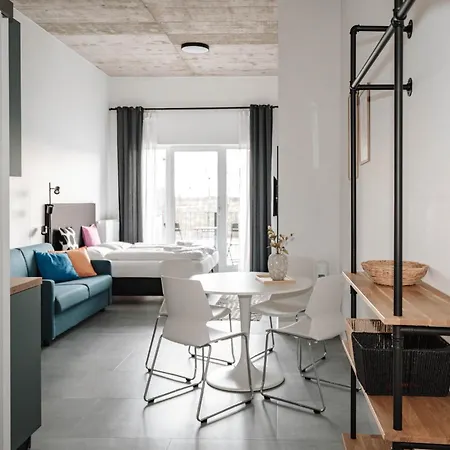 Apartment Skyrise Rammingen - Moderne Mit Kueche & Parkplatz 3*