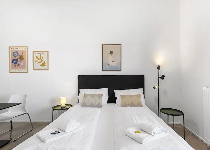 Apartment Moderne Mit Kueche, Wlan & Parkplatz - Ruhige Lage