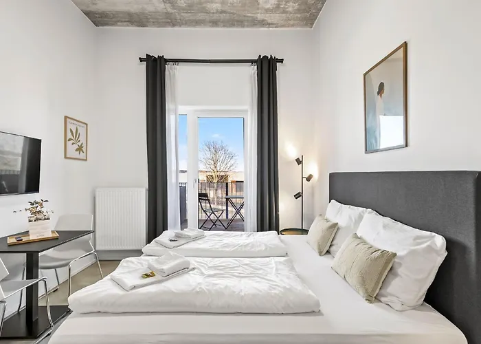 Moderne Mit Kueche, Wlan & Parkplatz - Ruhige Lage Διαμέρισμα *