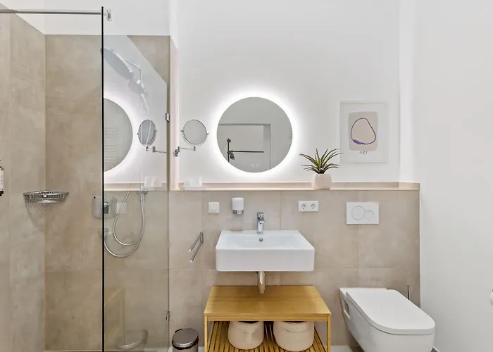 Apartment Moderne Mit Kueche, Wlan & Parkplatz - Ruhige Lage *